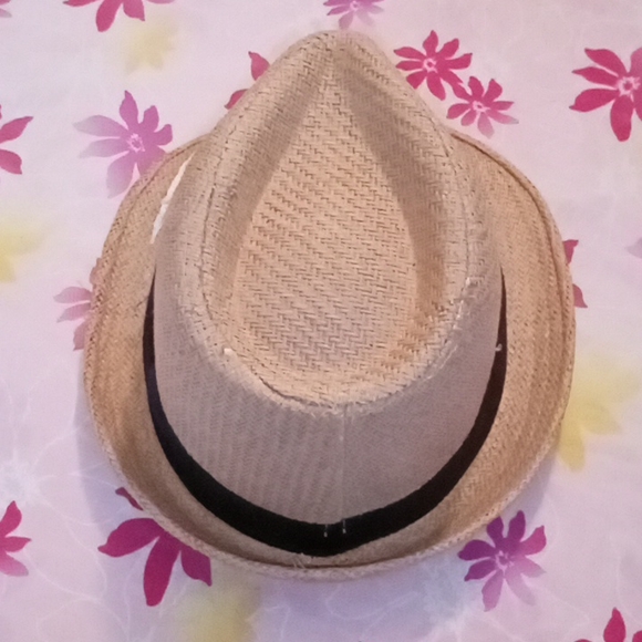 Hat - Picture 2 of 4